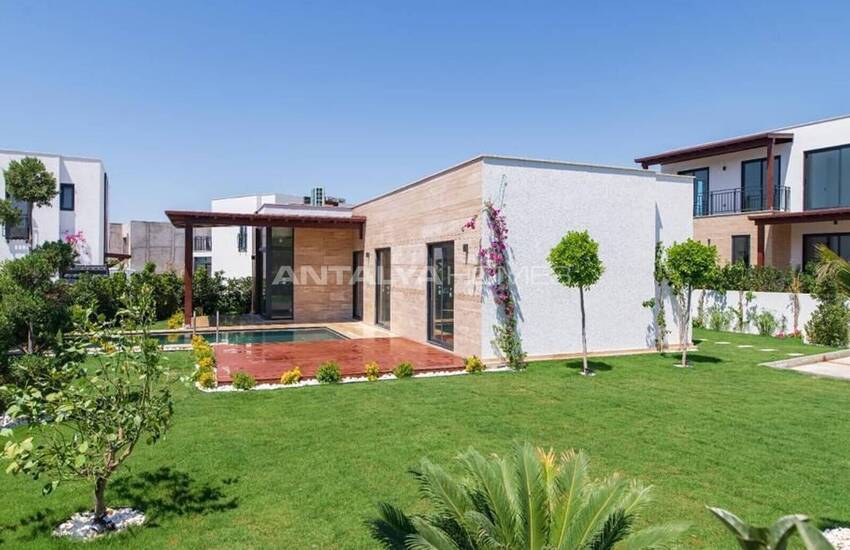 Einzel Villen Mit Privatpool Und Garten In Bodrum Gumusluk 10