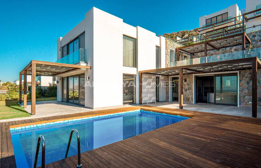 Bodrum Yalıkavak'ta Merkeze ve Marina Yakın Lüks Villalar 8