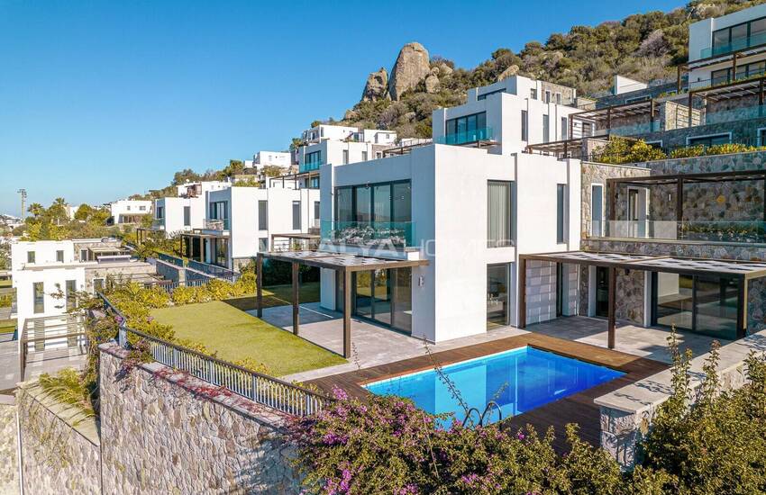 Bodrum Yalıkavak'ta Merkeze ve Marina Yakın Lüks Villalar 2