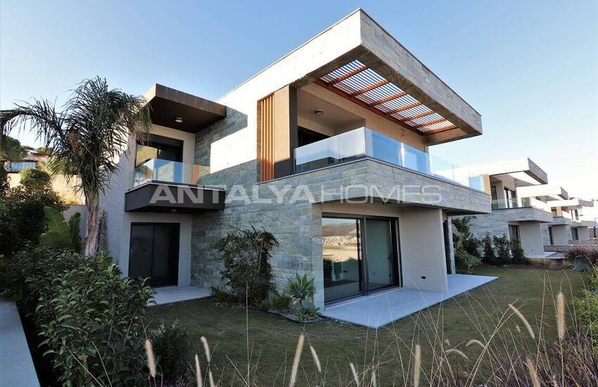 Well Located Apartments with Private Beach in Gumbet Bodrum 1