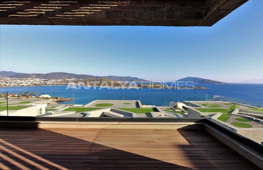 Well Located Apartments with Private Beach in Gumbet Bodrum 2
