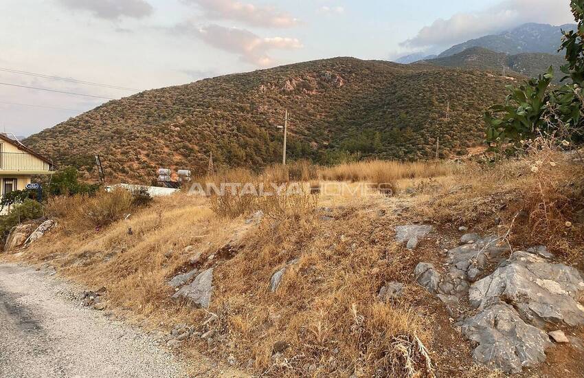Fethiye'de Açık Deniz Manzaralı İmarlı Arsa 10