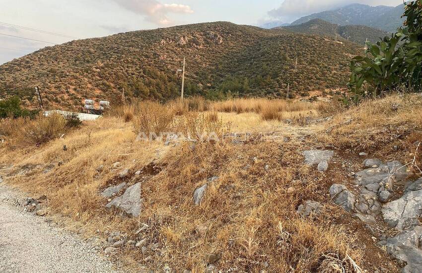 Fethiye'de Açık Deniz Manzaralı İmarlı Arsa 11
