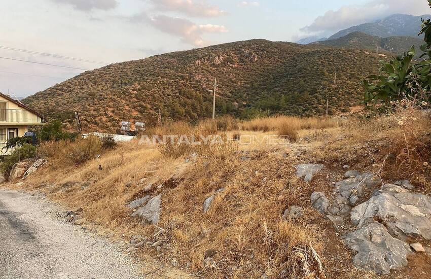 Fethiye'de Açık Deniz Manzaralı İmarlı Arsa 12