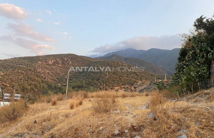 Fethiye'de Açık Deniz Manzaralı İmarlı Arsa 13