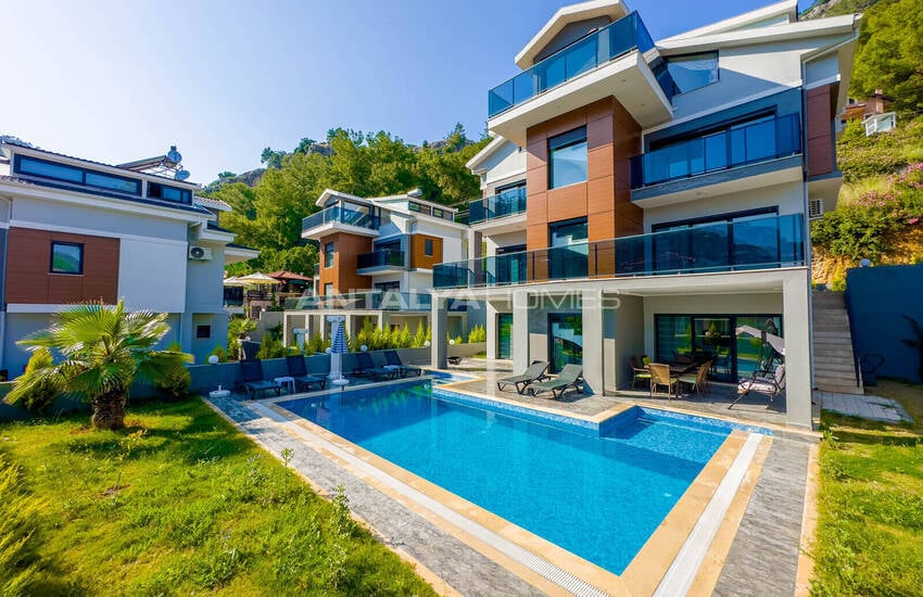 Ruime Villa Met Zee En Natuurzicht In Gocek Fethiye 1