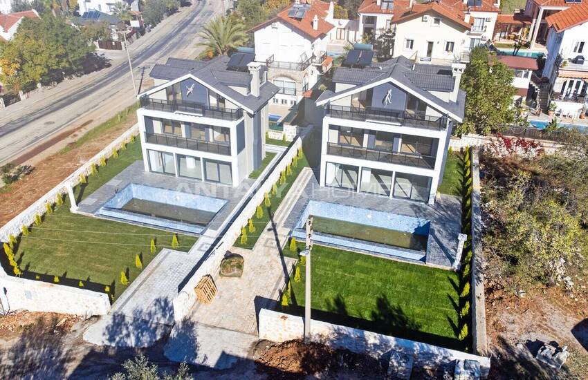 Fethiye Ölüdeniz'de Geniş Bahçe Kullanımlı ve Özel Havuzlu Villalar 8