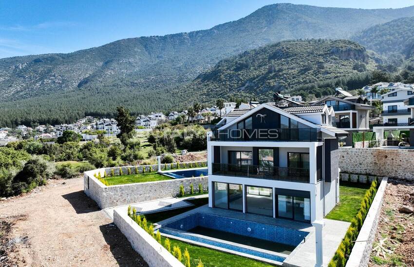 Modern Detached Villas with Pools in Oludeniz