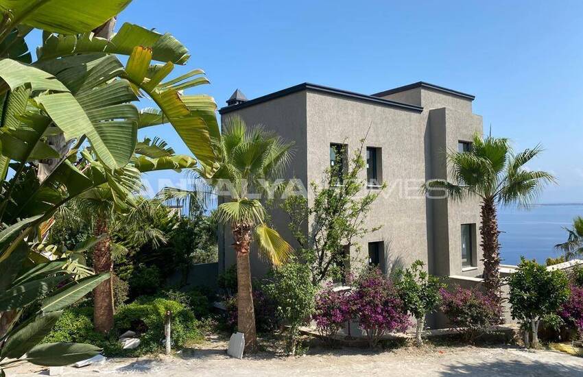 خانه‌های مستقل با چشم‌انداز شگفت‌انگیز دریا در بدروم، گوندوغان 2