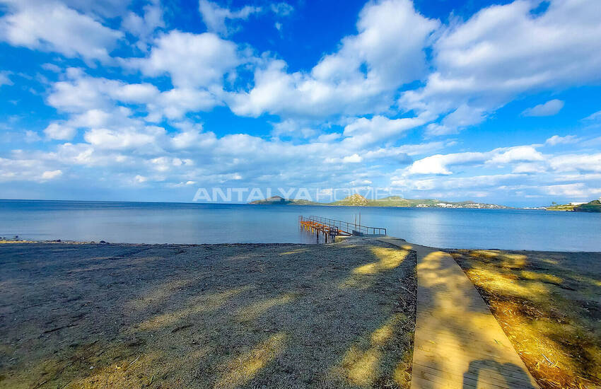 Duplex Apartment Within Walking Distance of the Sea in Yalikavak 10