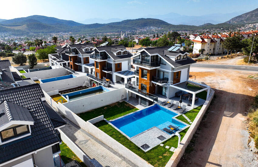 Fethiye Ölüdeniz’de 4+1 Geniş Bahçe Kullanımlı Müstakil Havuzlu Villalar 2
