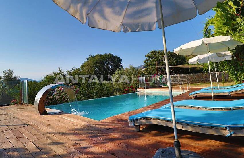 Villa En Pierre Et En Bois Avec Vue Mer À Fethiye Faralya 2