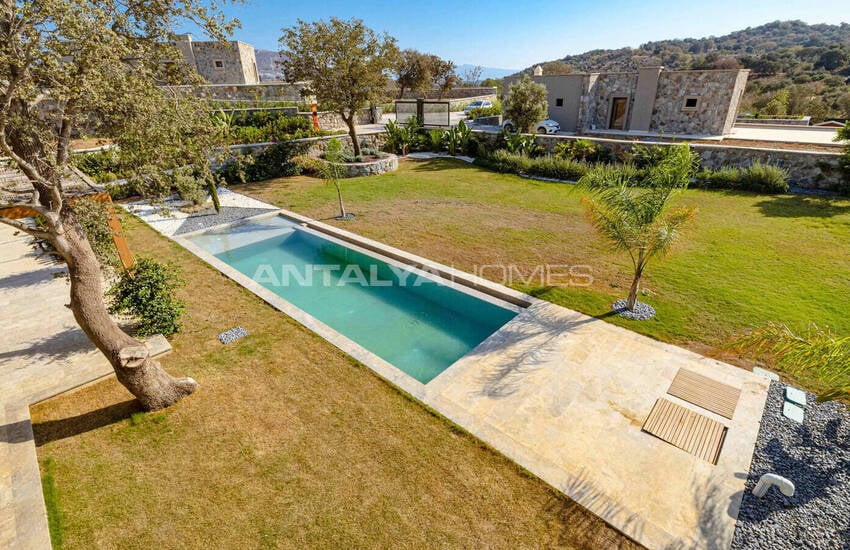 Stenbelagda Hus Med Pooler I Bodrum Gumusluk 7