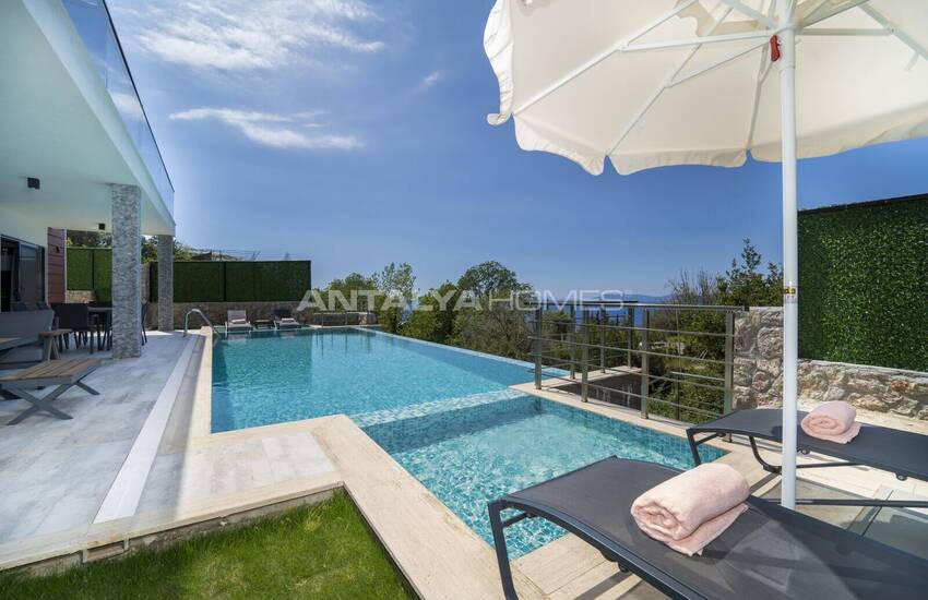 فيلا منفصلة مع مسبح داخلي وخارجي في فاراليا، فتحية 5