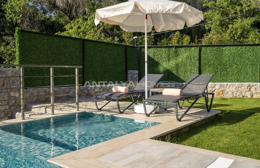 فيلا منفصلة مع مسبح داخلي وخارجي في فاراليا، فتحية 6