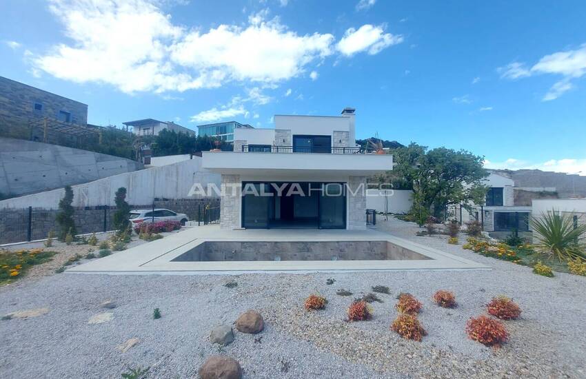 خانه مستقل 4 خوابه در یک مکان مرکزی در موغلا، بدروم 14