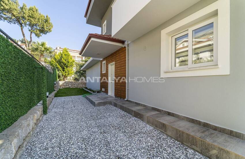 Шикарная Вилла с Личным Садом и Бассейнами в Олюденизе 15