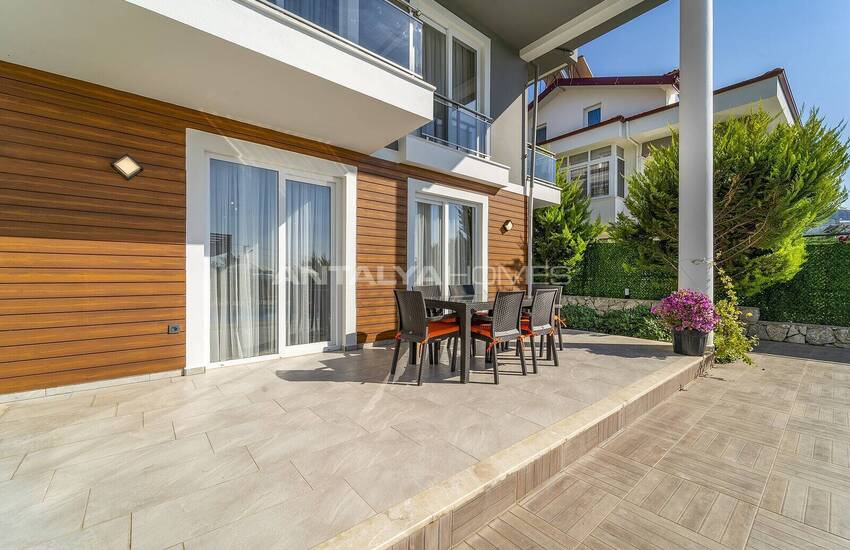 Шикарная Вилла с Личным Садом и Бассейнами в Олюденизе 9