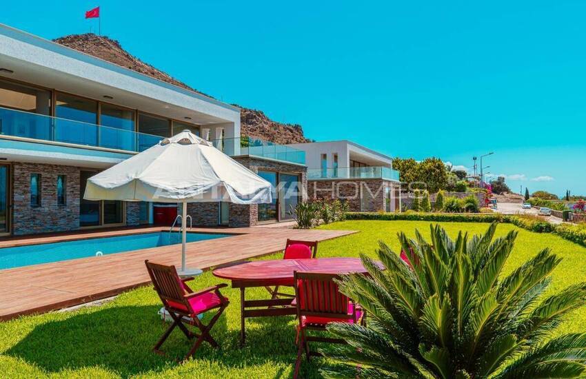 فيلات فاخرة منفصلة بالقرب من المارينا في بودروم تورغوت رييس 5