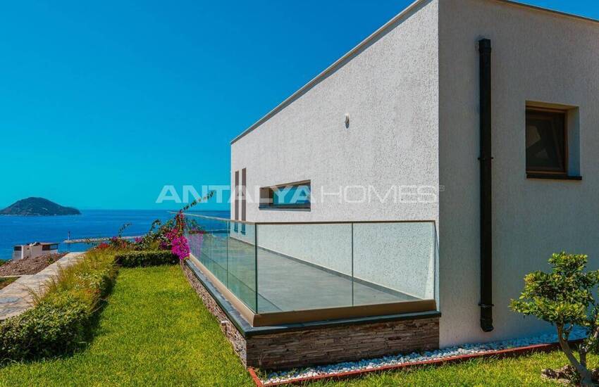 فيلات فاخرة منفصلة بالقرب من المارينا في بودروم تورغوت رييس 1