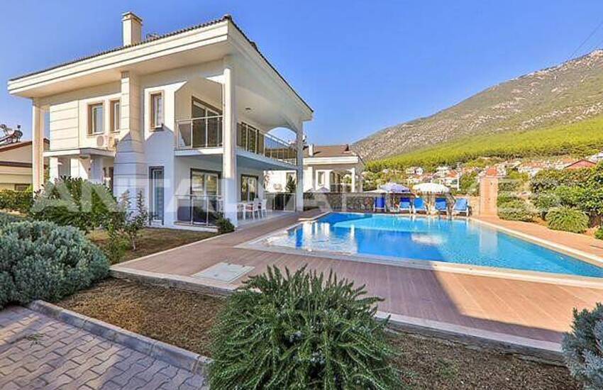 Vrijstaande Villa Met 500m² Tuin In Muğla Ölüdeniz 5