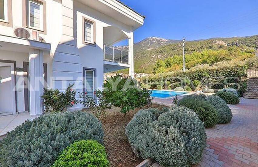 Vrijstaande Villa Met 500m² Tuin In Muğla Ölüdeniz 6