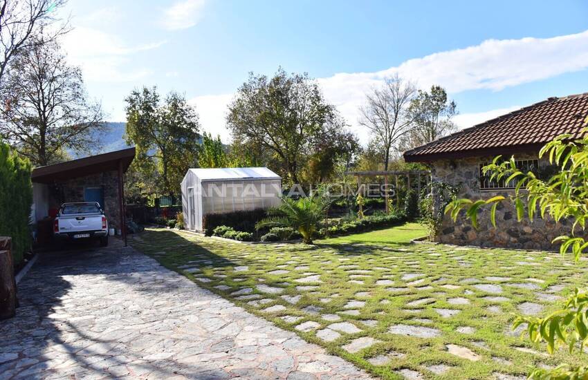 Muğla Fethiye Kayaköy'de 1650m² Bahçe İçerisinde Villa 18