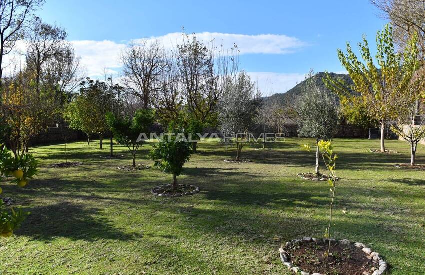 Muğla Fethiye Kayaköy'de 1650m² Bahçe İçerisinde Villa 6
