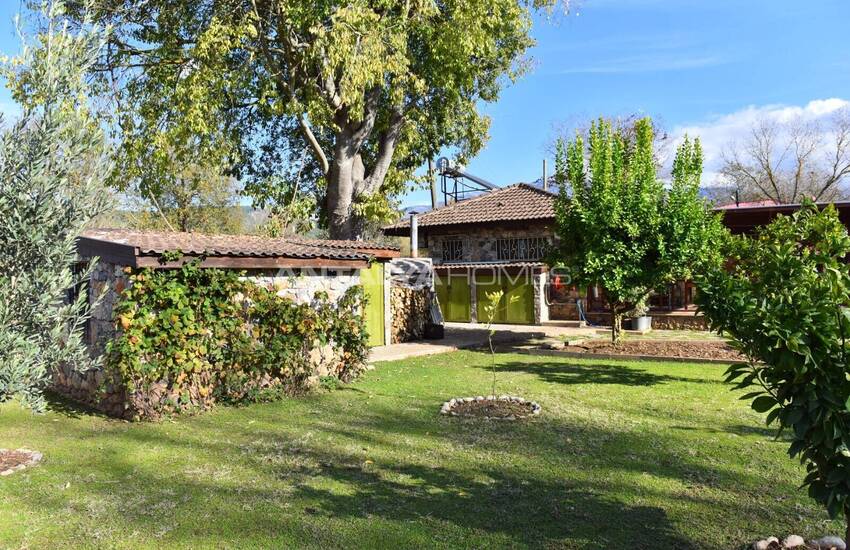 Muğla Fethiye Kayaköy'de 1650m² Bahçe İçerisinde Villa 1