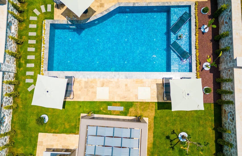 Ölüdeniz'de 3+1 Müstakil Havuz ve Saunalı Satılık Villa 6