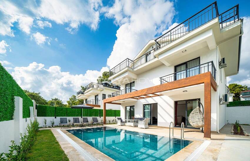 4+1 Detached House with Private Pool in Fethiye Mugla 1