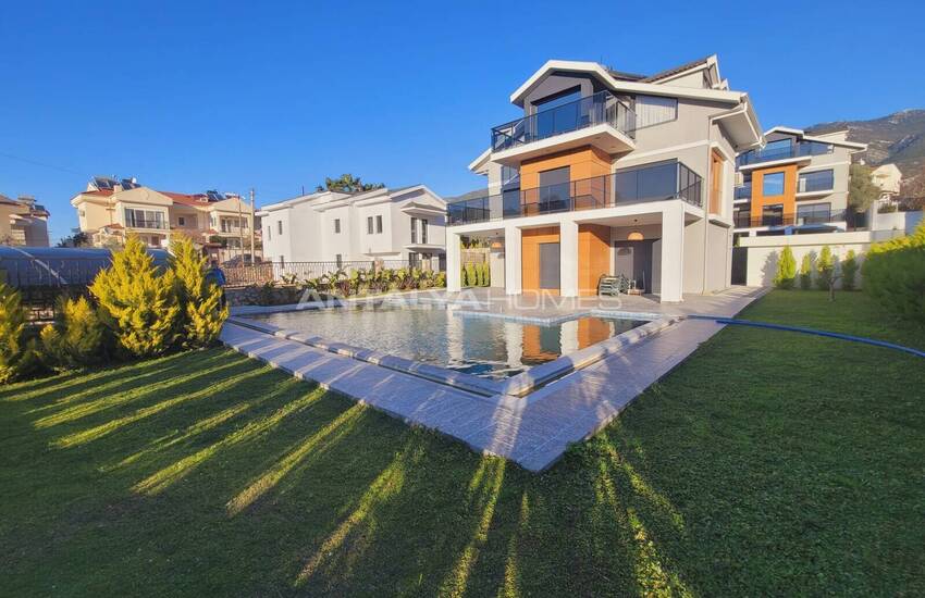 ویلای 4 خوابه در فتحیه اولودنیز، در زمینی به مساحت 700 متر مربع 8