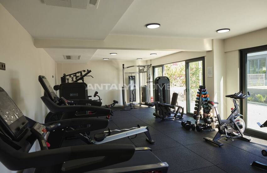 Hus I Ett Omfattande Bostadsprojekt I Adabükü 16