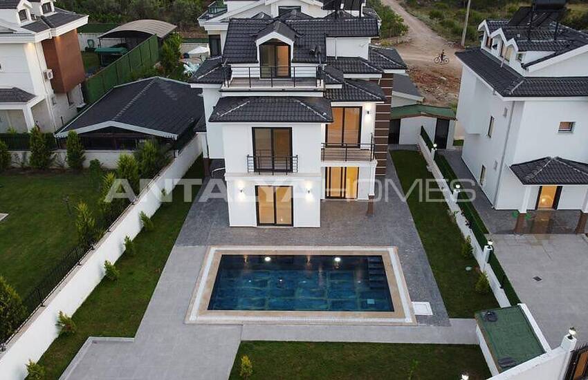 ویلاهای شیک مستقل با استخر اختصاصی در فتحیه، موغلا 1