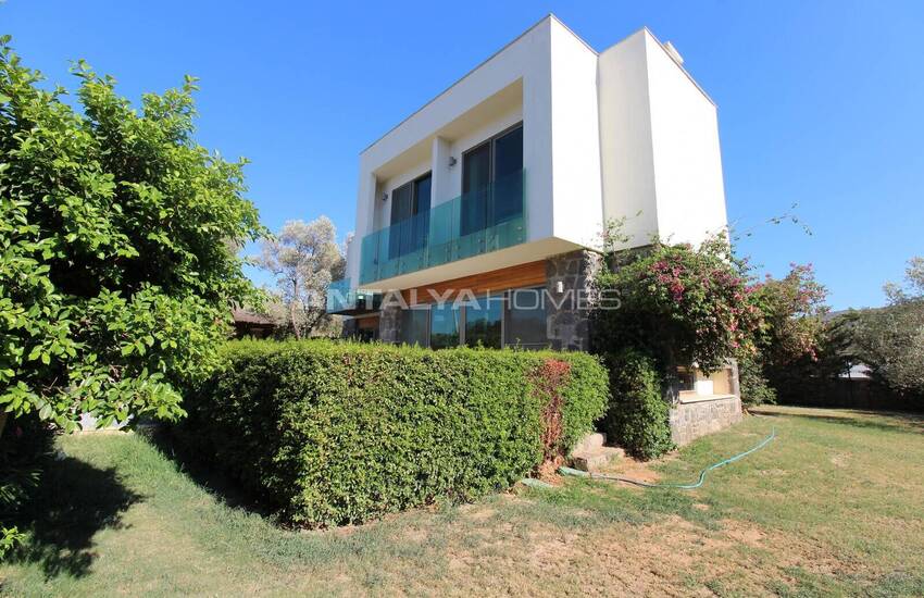 Bodrum'da Özel Havuzlu ve Geniş Bahçeli Müstakil Ev 14