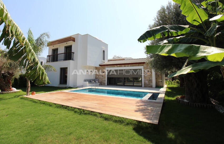 Stylish Villas with Private Pool and Garden in Bodrum