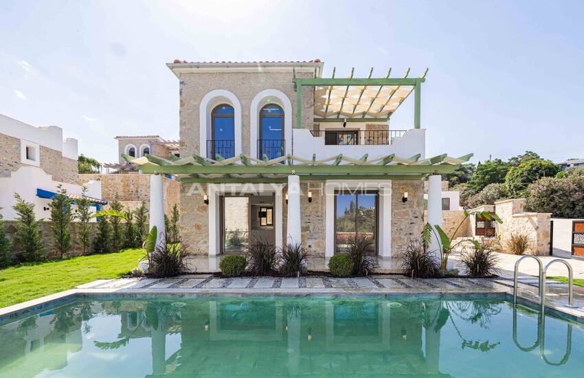 Freistehende Villen Mit Privaten Pools In Bodrum Kadikalesi