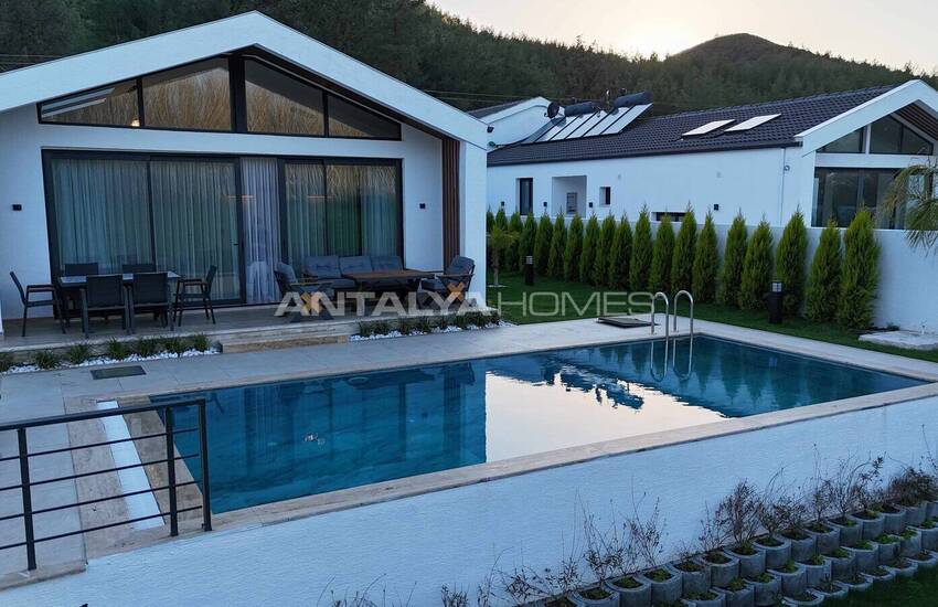Fristående Hus Med 3 Sovrum Och Pool I Mugla Seydikemer 1