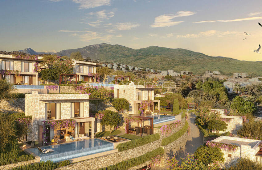 Stylish Detached Houses with Garden and Pool in Bodrum