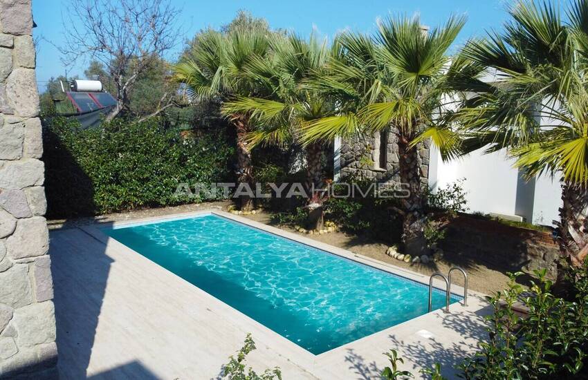 Muğla Bodrum'da Özel Havuzlu ve Bahçeli Müstakil Villa 4