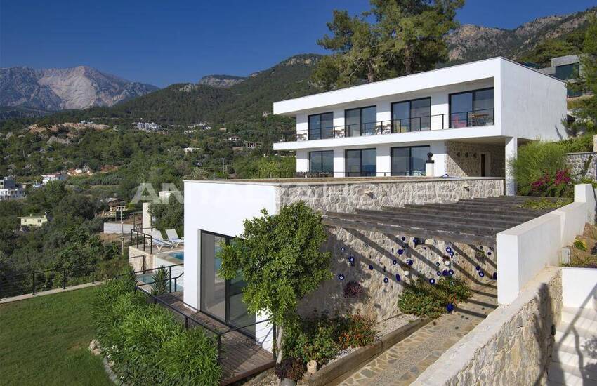 Muğla Fethiye'de Özel Havuzlu 6 Odalı Villa 3