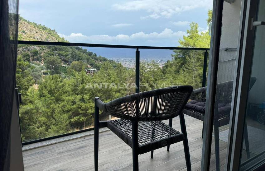 1-zimmer-wohnung Mit Berg- Und Stadtblick In Fethiye Mugla