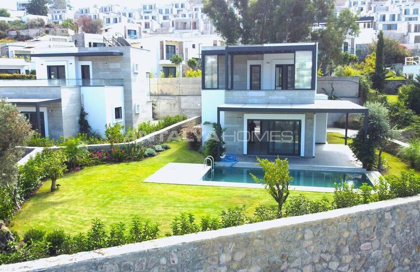 Nature View Elegant Villa with Pool in Bodrum Gumusluk 1