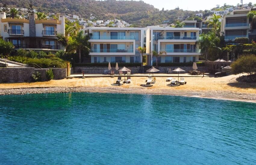 Apartments in a Complex with a Private Bay in Bodrum Kucukbuk