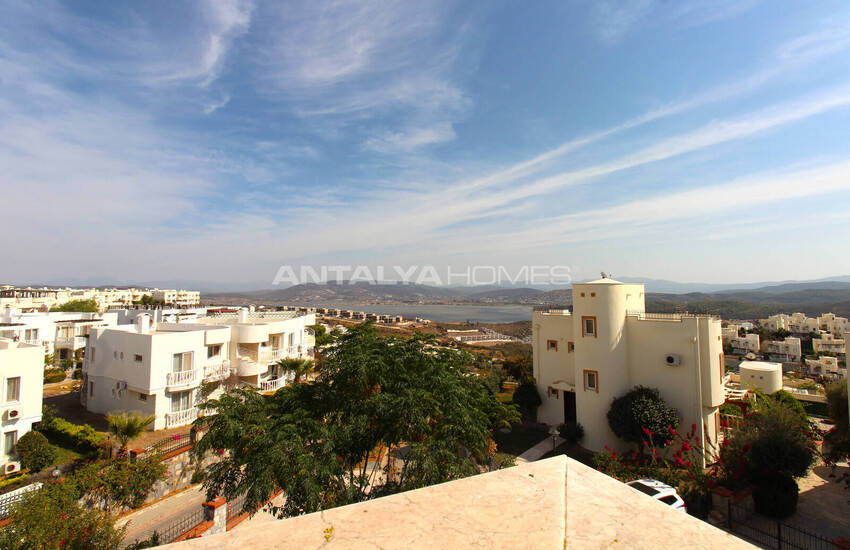 Panoramic Sea and Lake View Elegant Apartment in Bodrum 6