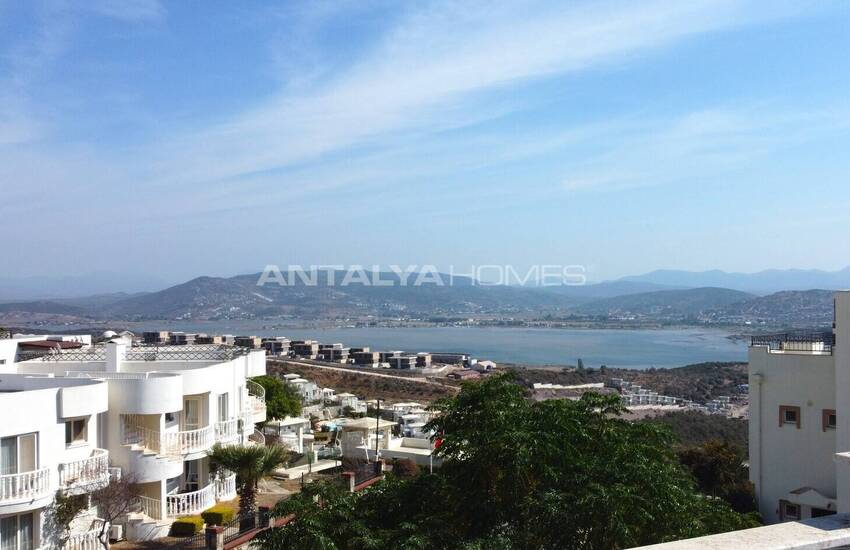 Panoramic Sea and Lake View Elegant Apartment in Bodrum 11