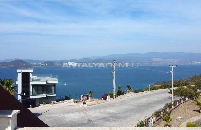 Panoramic Sea and Lake View Elegant Apartment in Bodrum 7