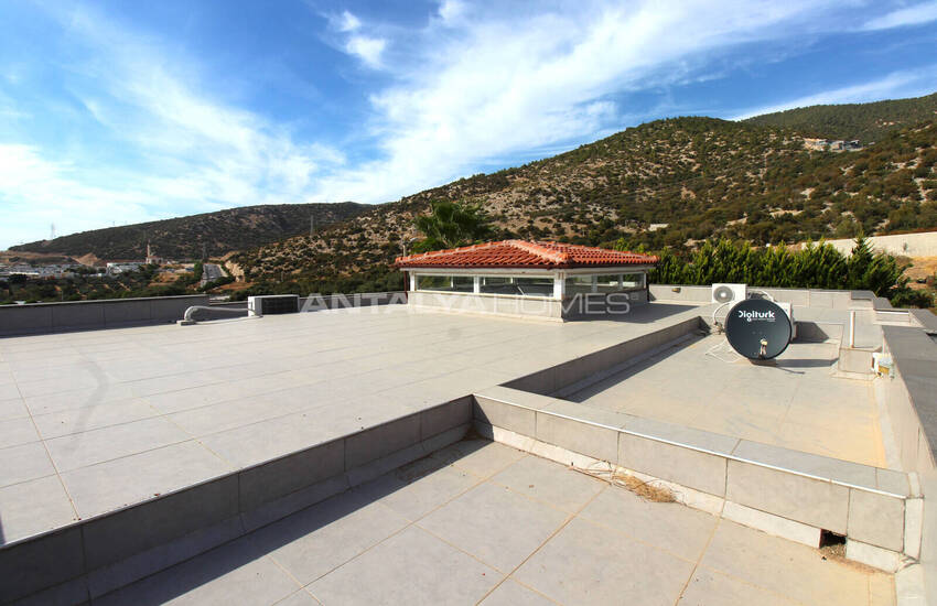 Villa Duplex À Vendre Avec Piscine Privée À Bodrum En Turquie 12