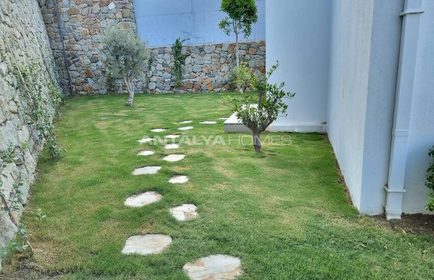 منازل منفصلة مطلة على البحر مع حمام سباحة خاص في بودروم تركيا 6