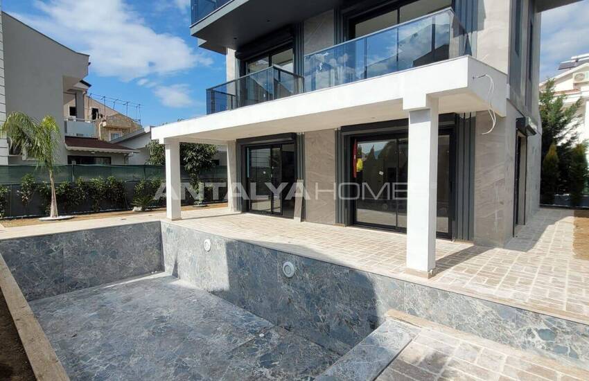 4-bedroom House with Pool and Garden in Fethiye Muğla 2